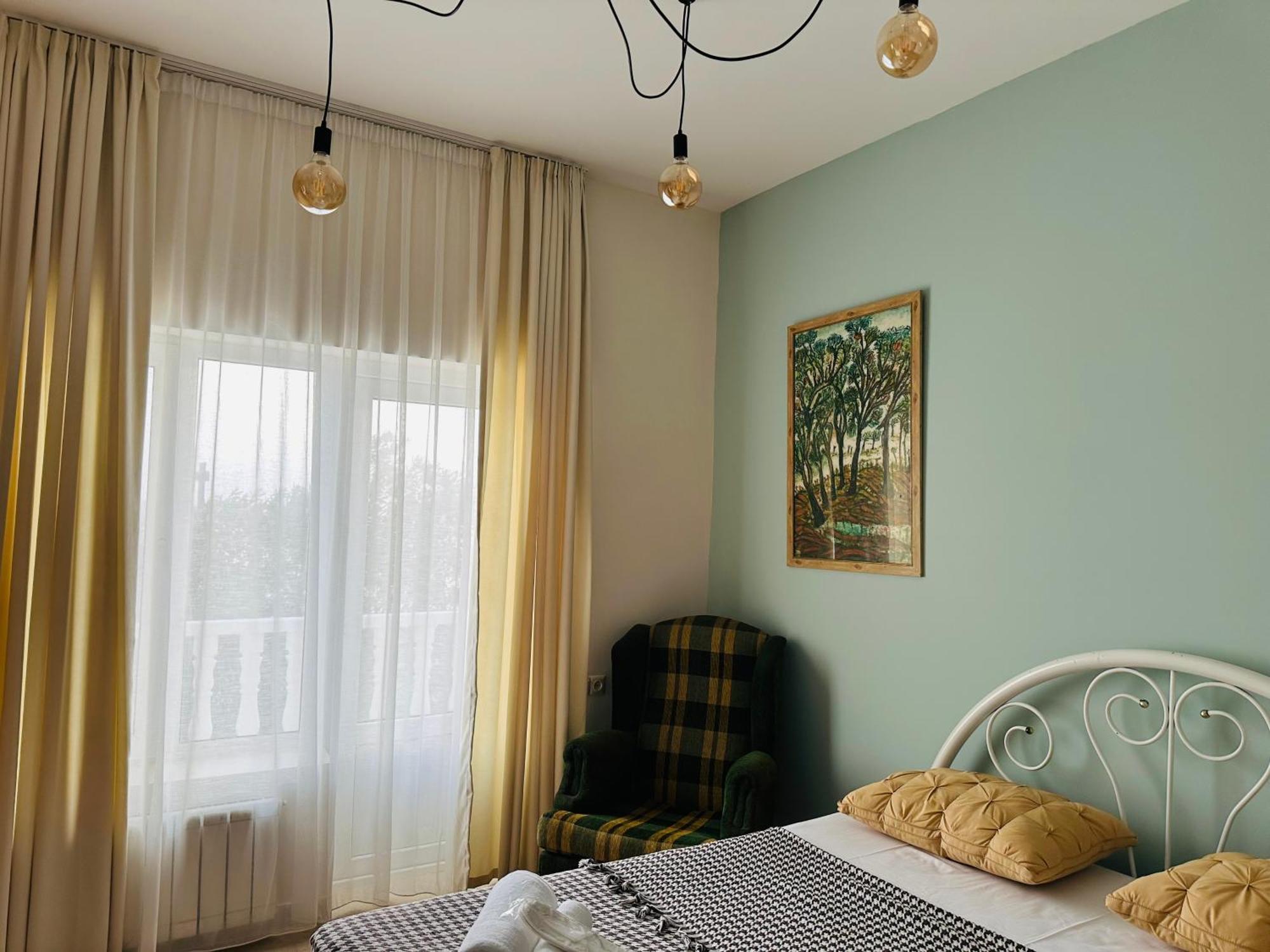 Claude Monet Beach Hotel Ureki Bagian luar foto